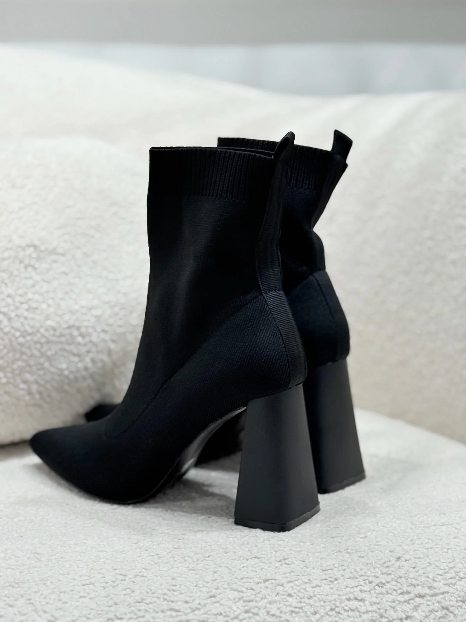 Botín negro tacón| Mérida - Image 3