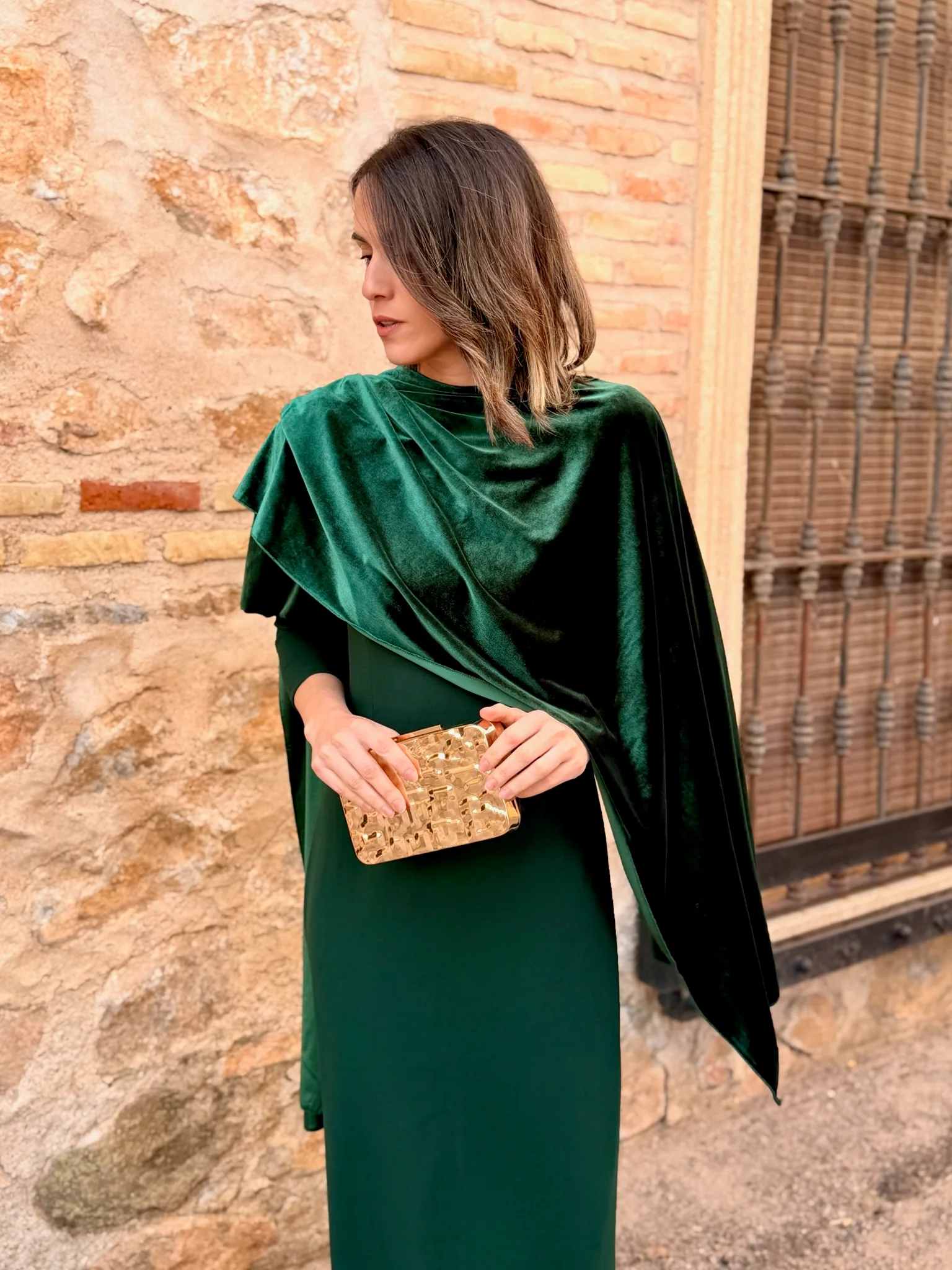 Capa terciopelo verde botella - Image 3