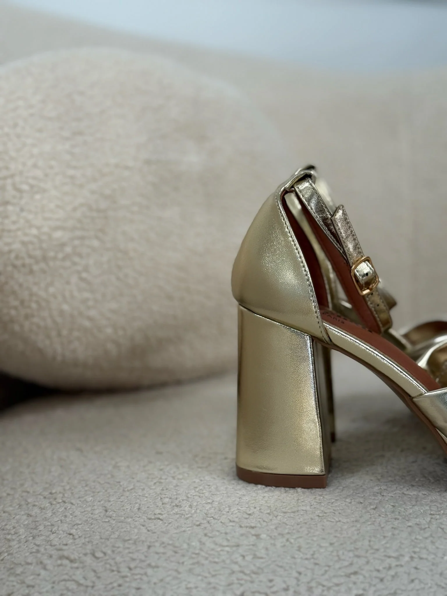 Sandalia dorada | Mina - Image 4