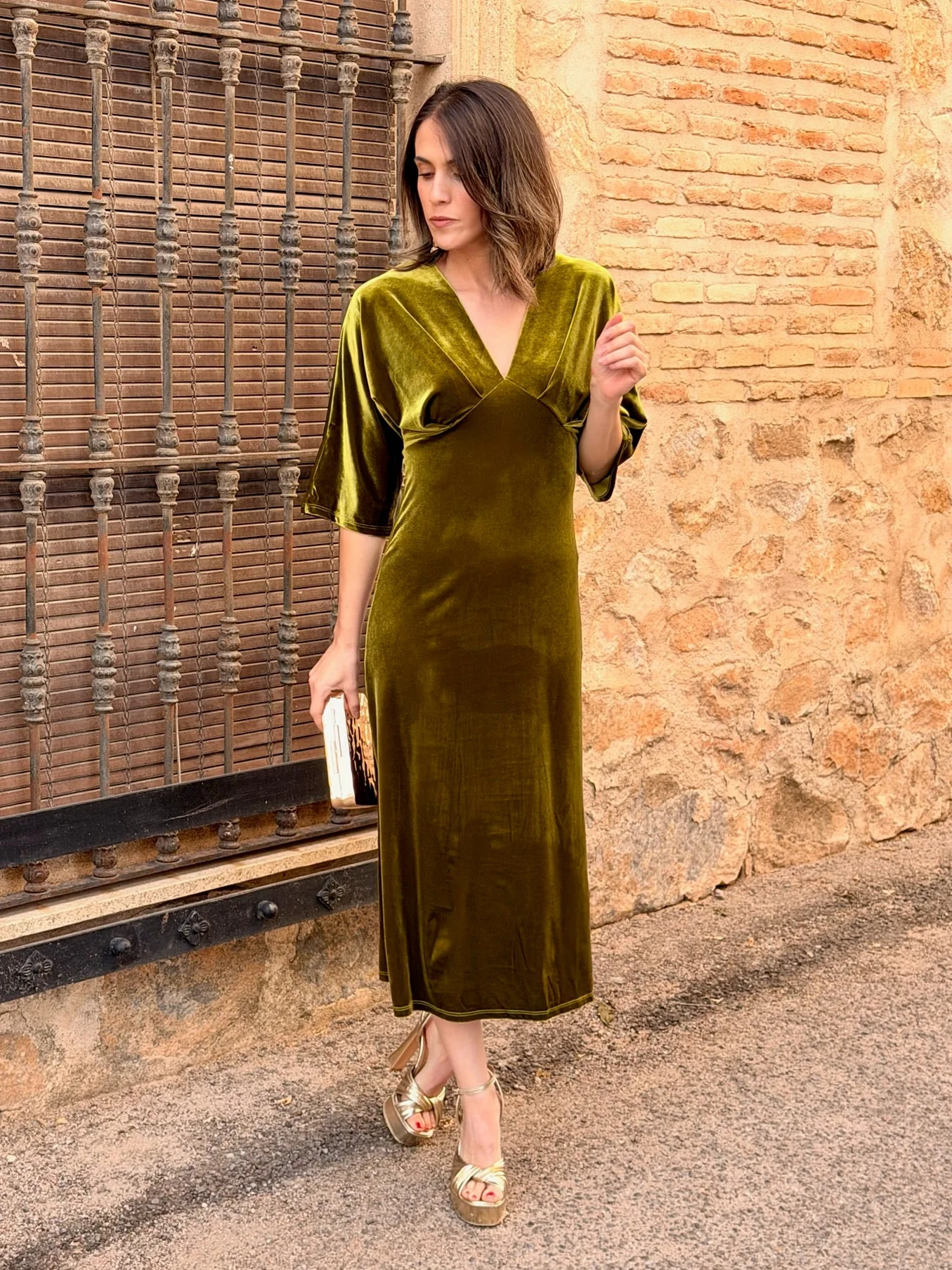 Vestido de Terciopelo Verde | Suiza - Image 3