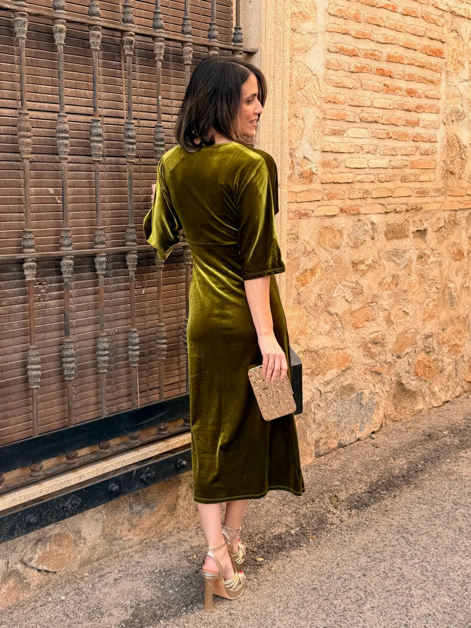 Vestido de Terciopelo Verde | Suiza - Image 5