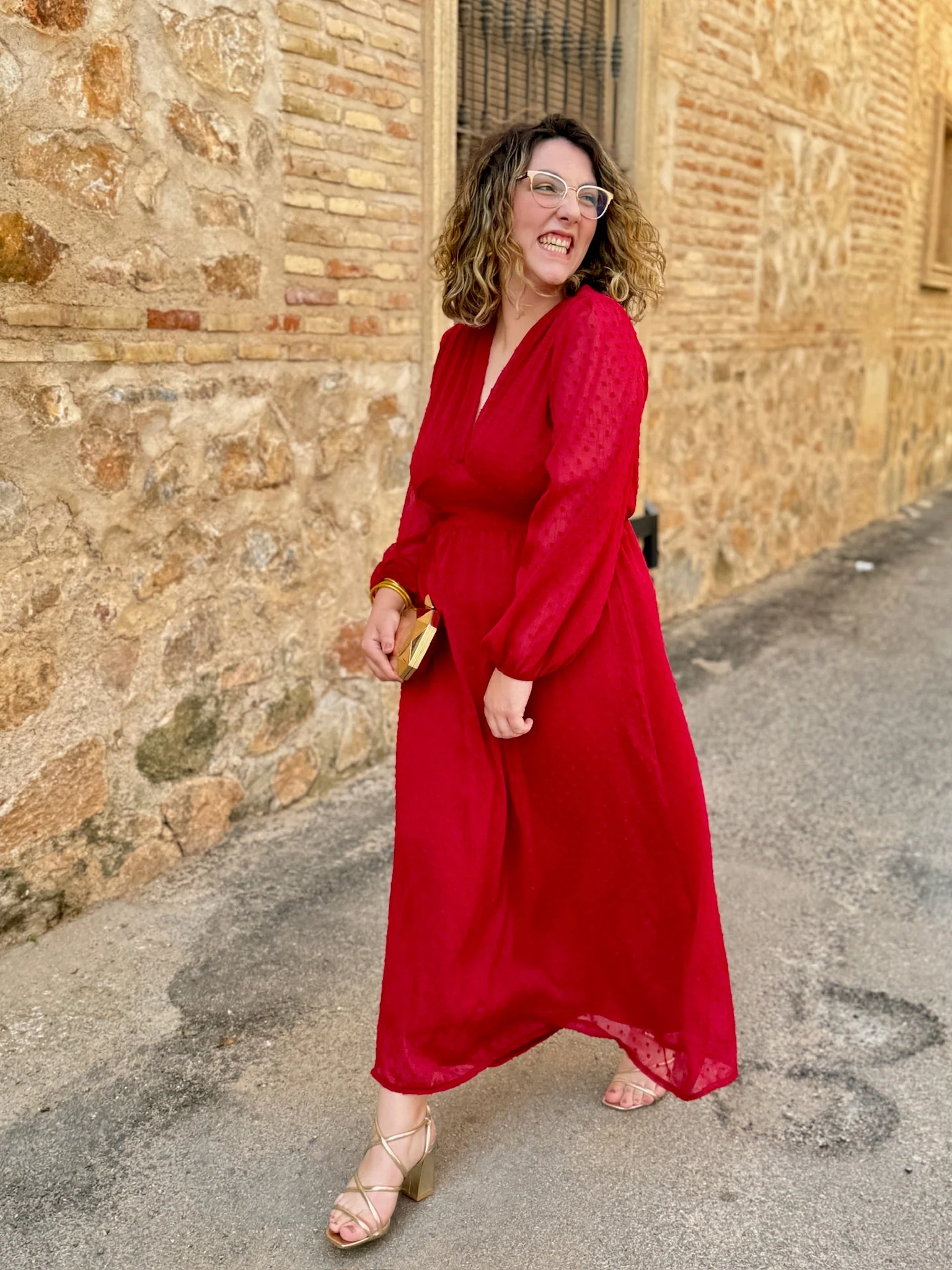 Vestido plumeti rojo | Selena - Image 4